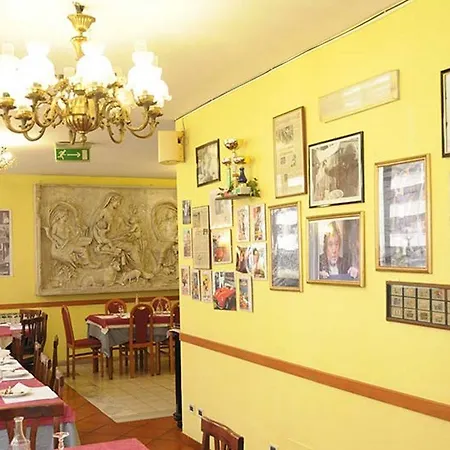Hotel Cinecitta Řím
